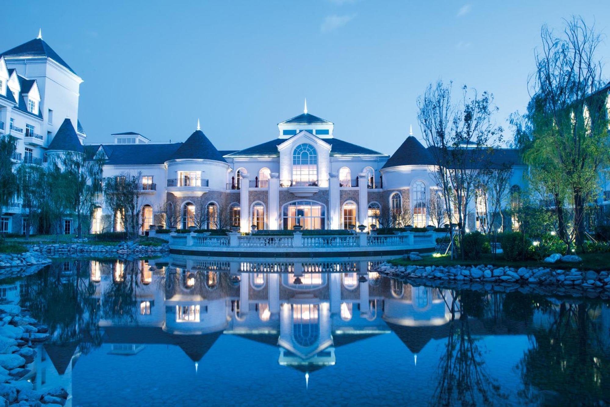 Crown Plaza Hotel Huailai, An Ihg Hotel Dongzhuangzi Exterior photo